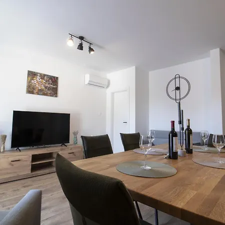Kuca Za Odmor Jela Vikendica Trogir